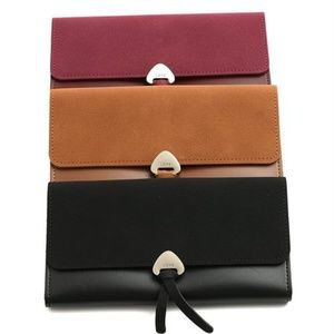 NEW LOVE LEATHER WALLET in cognac brown